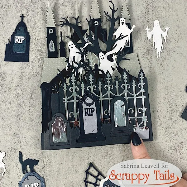 Gargoyle Wall Halloween Metal  - Kraft Box Candle ulasan dan harga
